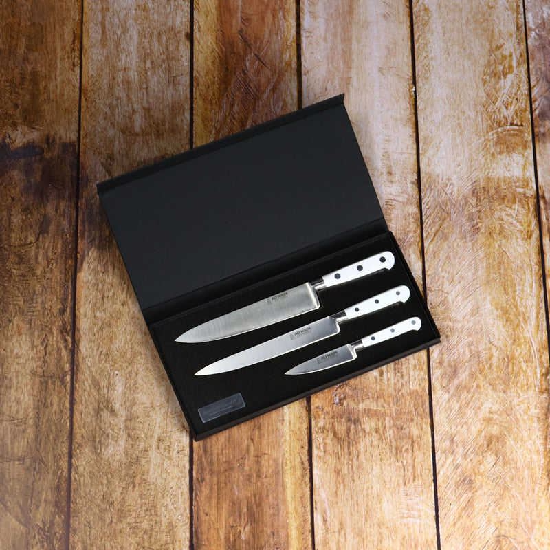French Knife Set Au Nain in its Black Box Topshot